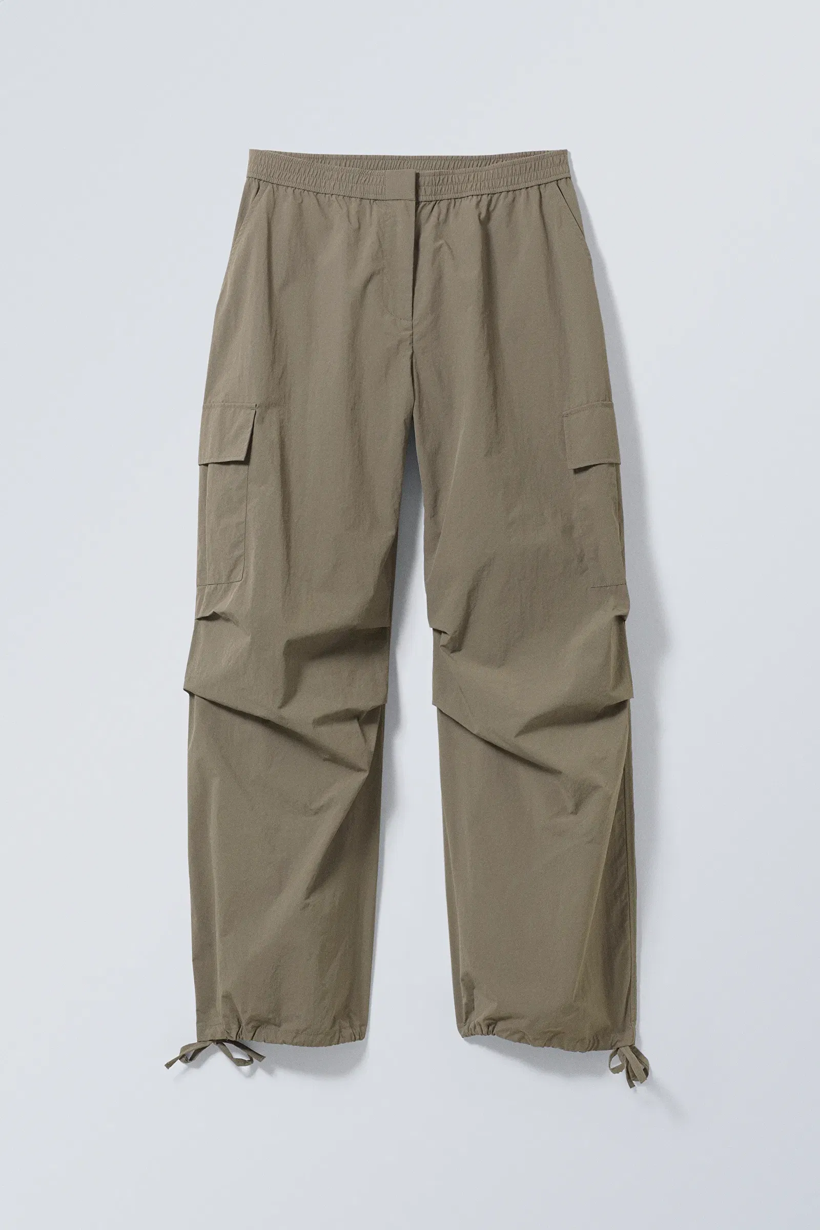 Nila Parachute Trousers | Endource